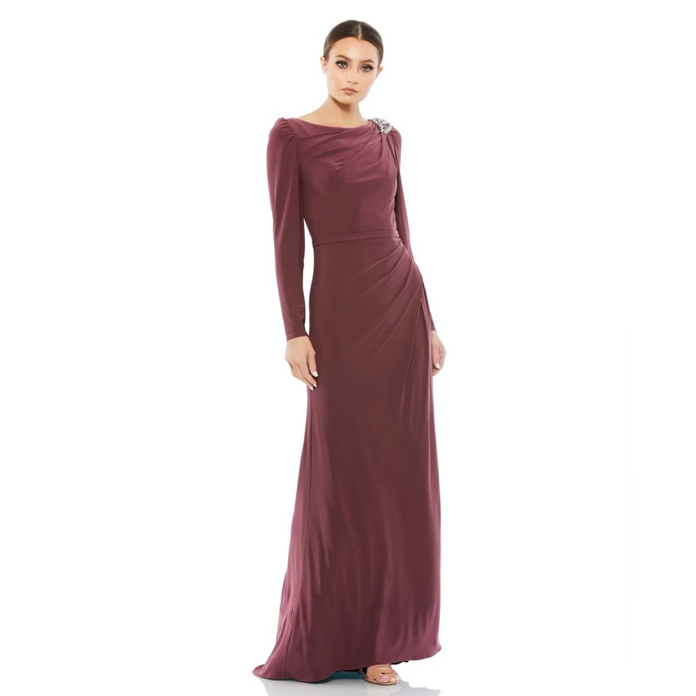 Mac Duggal Boat‎ Neck Jersey Gown With Embellished Shoulder Gown NWT